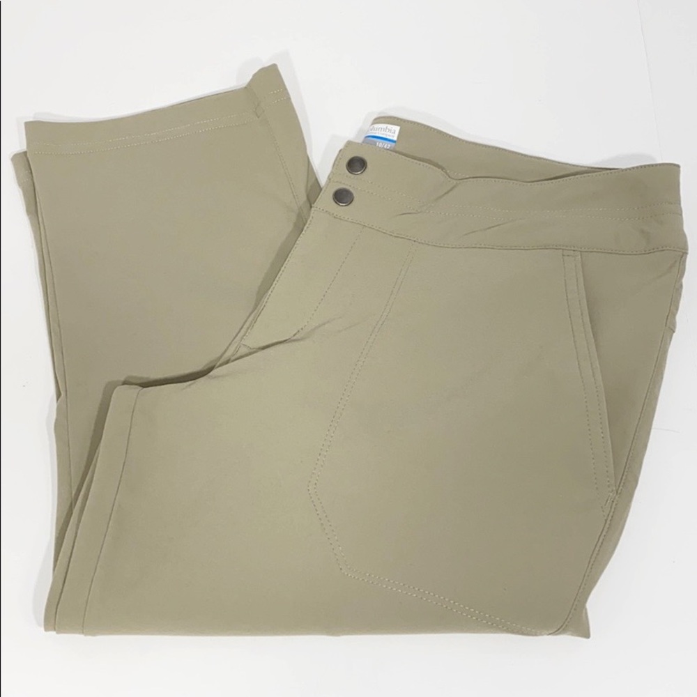 Columbia | Omni Shield Tan Outdoor Capri